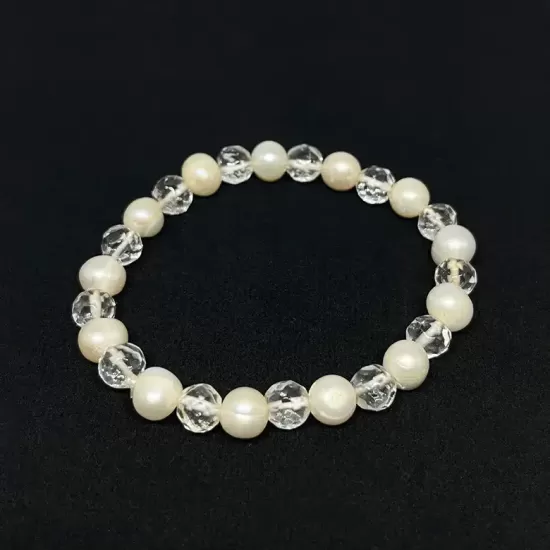 White Pearl & Crystal Bracelet 